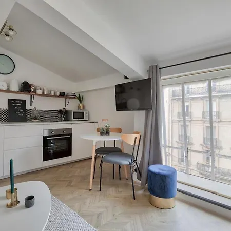 Appartement Renove Proche Arc Triomphe - 2P Paris Exterior foto